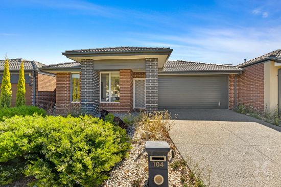 104 Sunnybank Drive, Point Cook, Vic 3030