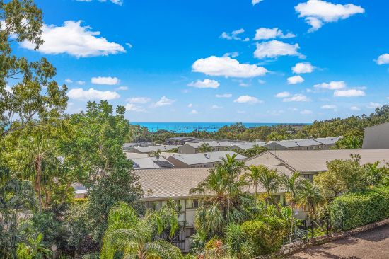 105/2 Eshelby Drive, Cannonvale, Qld 4802