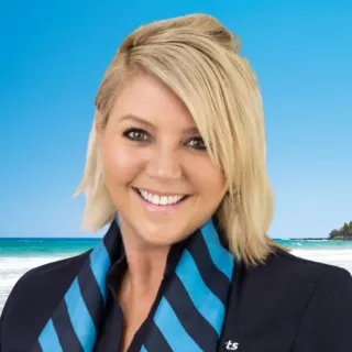 Shelly Smith - Real Estate Agent