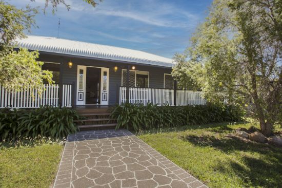 11 Aland Street, Charters Towers City, Qld 4820