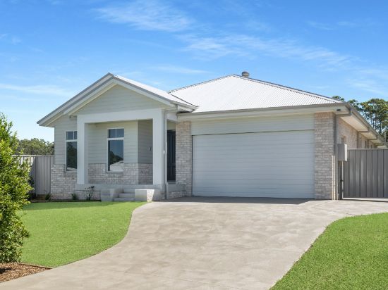 11 Birkdale Circuit, Sussex Inlet, NSW 2540