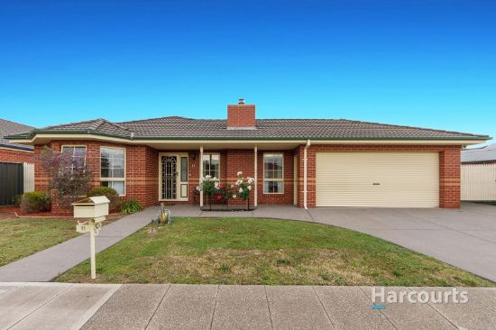 11 Coorong Place, Burnside, Vic 3023