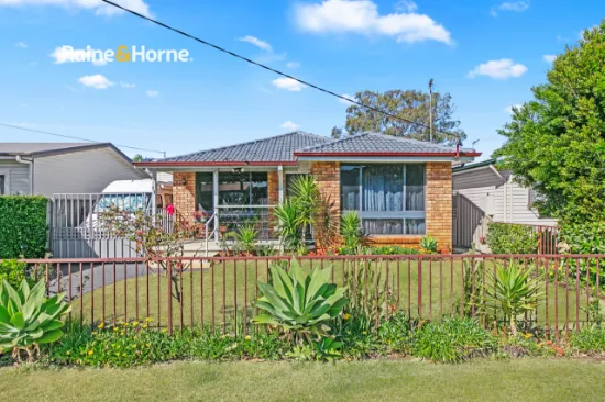 11 Dorothy Avenue, Woy Woy, NSW, 2256