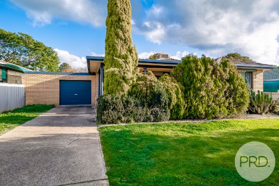 11 Dunn Avenue, Forest Hill, NSW 2651