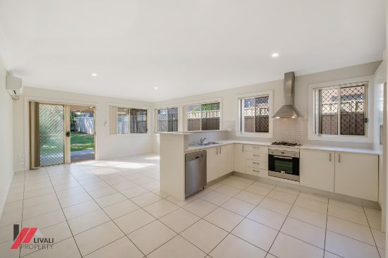 11 Magowar Road, Pendle Hill, NSW 2145