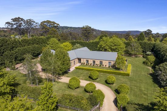 11 Marchmont Drive, Mittagong, NSW 2575