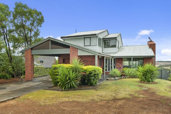 11 Medway Court, Darley, Vic 3340