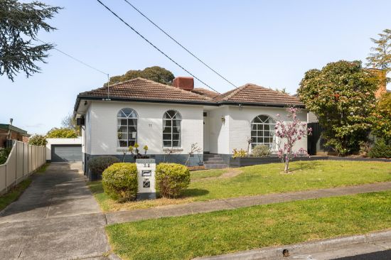 11 Murphy Street, Oak Park, Vic 3046