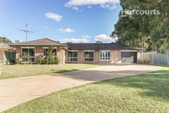 11 Nash Place, Currans Hill, NSW 2567