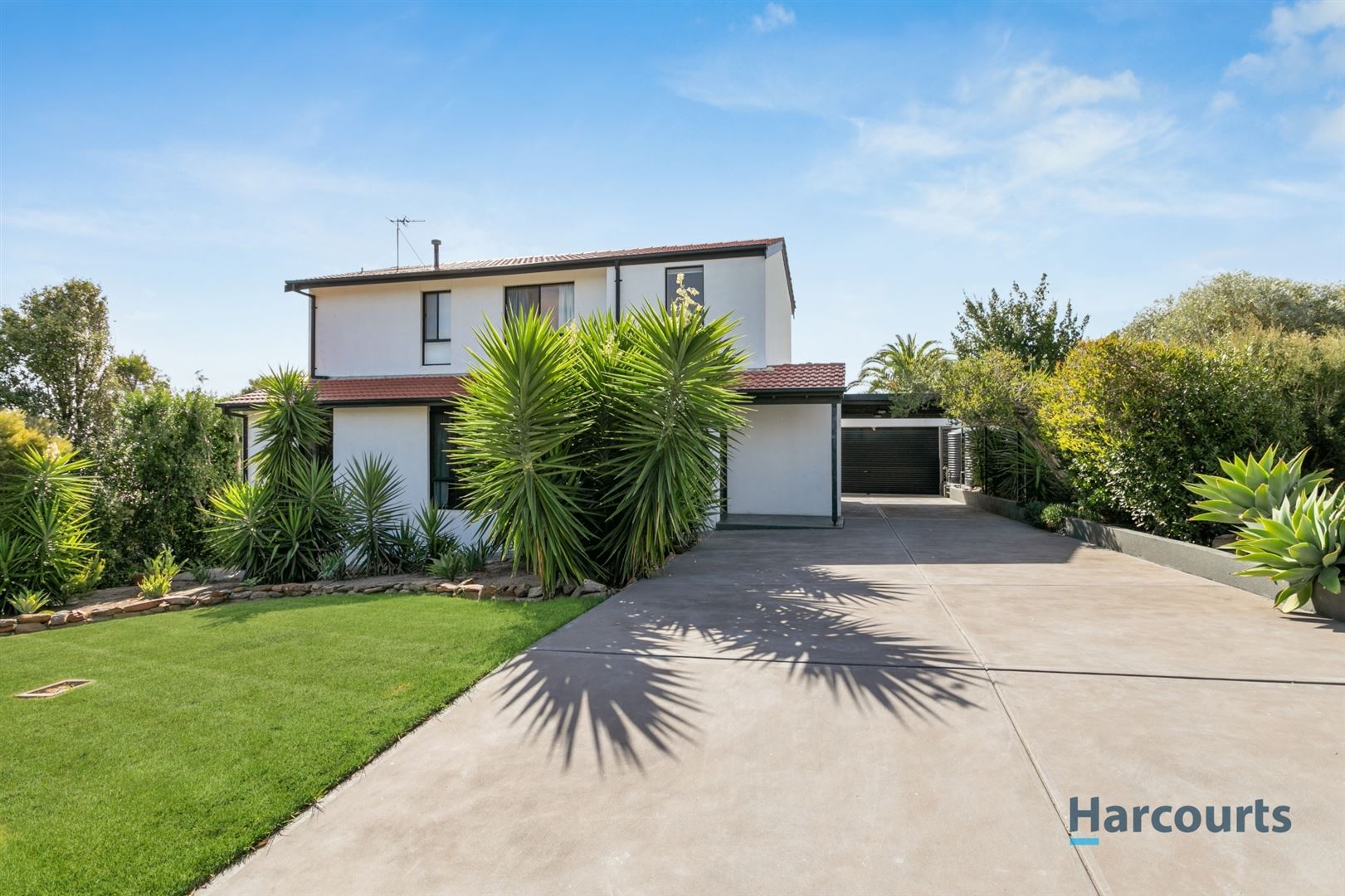 11 Resolute Crescent, Hallett Cove, SA 5158 House for Rent Real Search