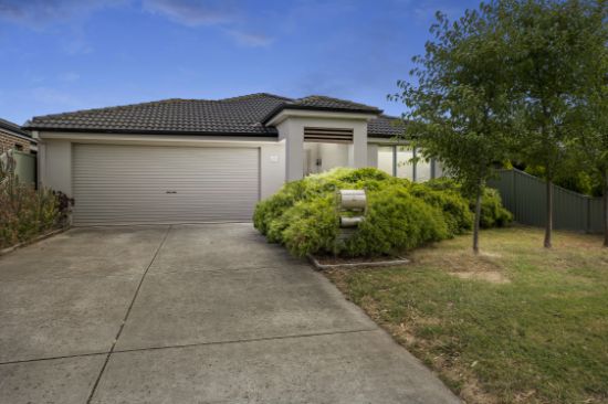 11 Waterford Drive, Miners Rest, Vic 3352