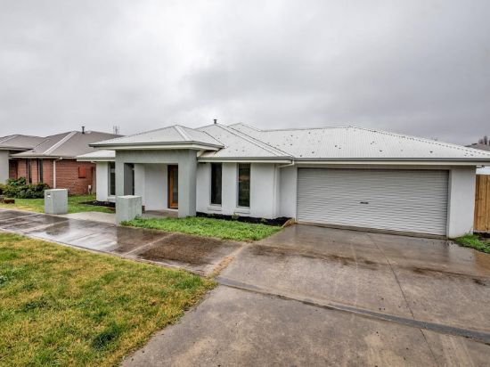 113 Melbourne Road, Brown Hill, Vic 3350