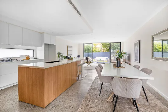 Urban Coastal Style With Nature At The Doorstep And An Enormous Triple Lock-Up Garage