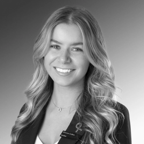 Simone Collins - Real Estate Agent