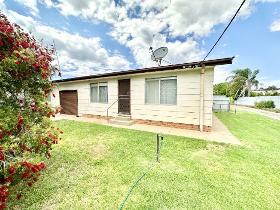 1&2/464a Waradgery Place, Hay, NSW 2711