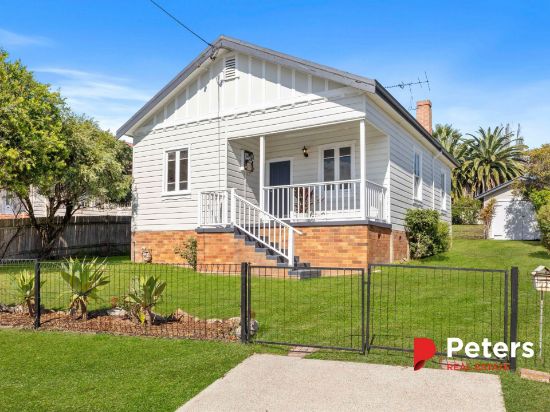 12 Aberglasslyn Road, Rutherford, NSW 2320