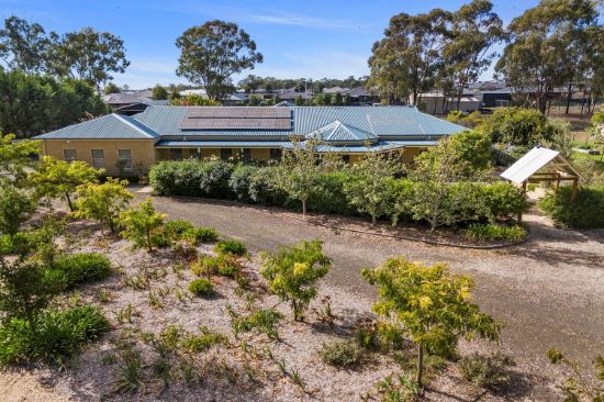 12 Cameron Court, Huntly, Vic 3551