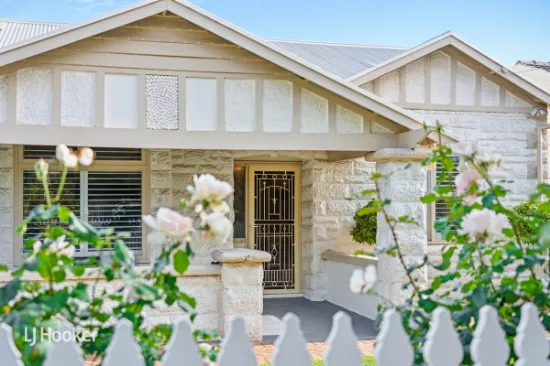 12 Caroona Avenue, Hove, SA, 5048