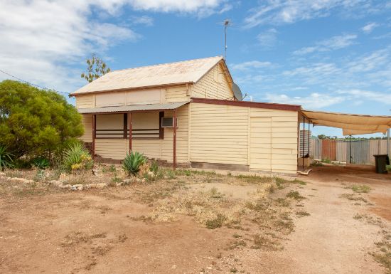 12 Dalrymple St, Kadina, SA 5554