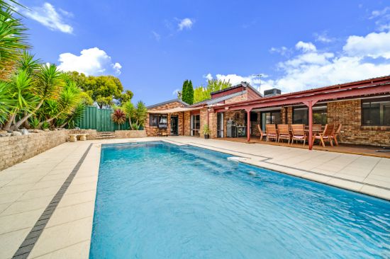 12 Girdlestone Circuit, Calwell, ACT 2905