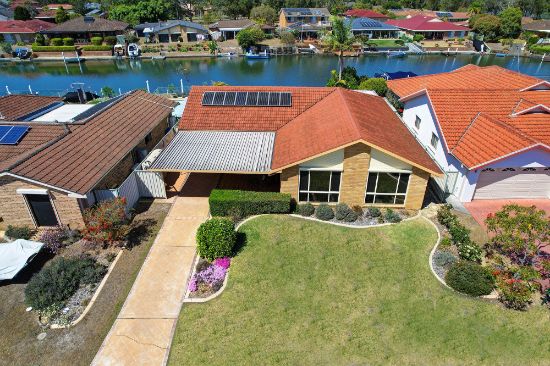 12 King George Parade, Forster, NSW 2428