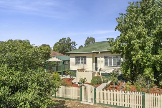 12 Lawrence Street, Castlemaine, Vic 3450