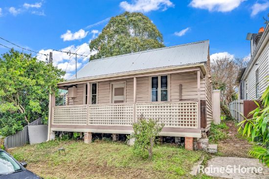 12 Mitchell Street, Tighes Hill, NSW 2297