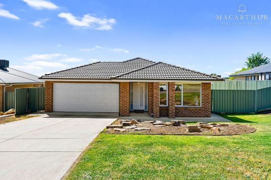 12 Paperbark Drive, Forest Hill, NSW 2651