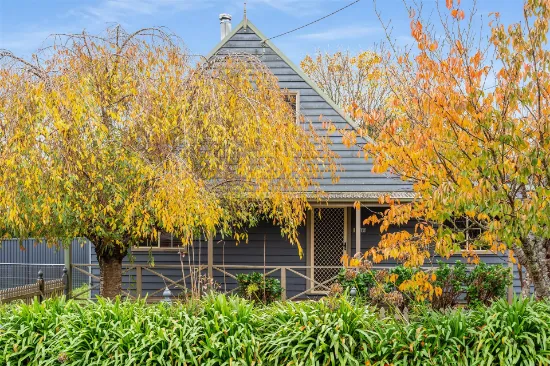 12 Swan St, Robertson, NSW, 2577