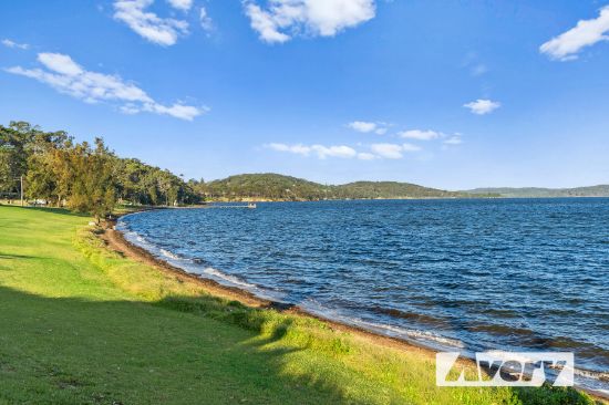 122 Dobell Drive, Wangi Wangi, NSW 2267