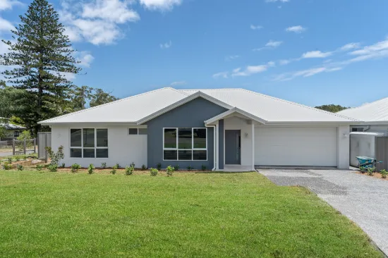 126 Old Main Road, Anna Bay, NSW, 2316