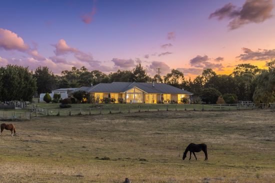 1289 Bungendore Road, Bywong, NSW 2621