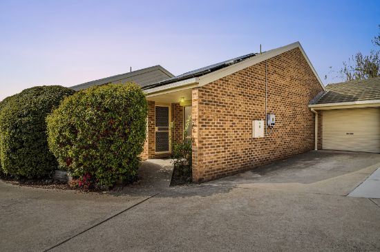 13/3 Riddle Place, Gordon, ACT 2906