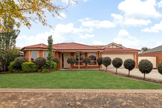 13 Burge Drive, Sunbury, Vic 3429