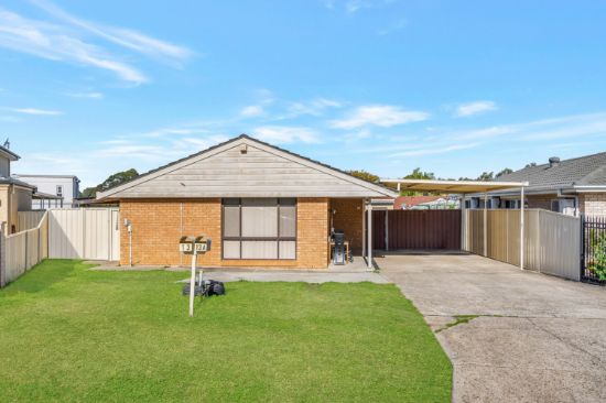 13 Chickasaw Crescent, Greenfield Park, NSW 2176