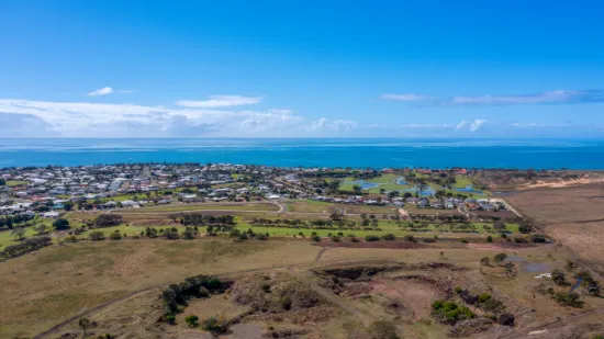 13 Coral Cove Drive, Coral Cove, QLD, 4670