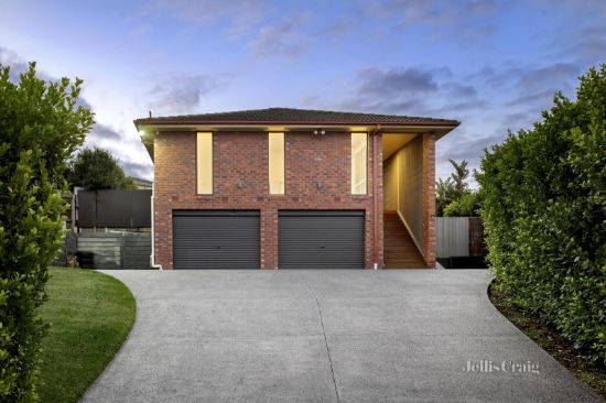 13 Peachwood Rise, Doncaster East, Vic 3109