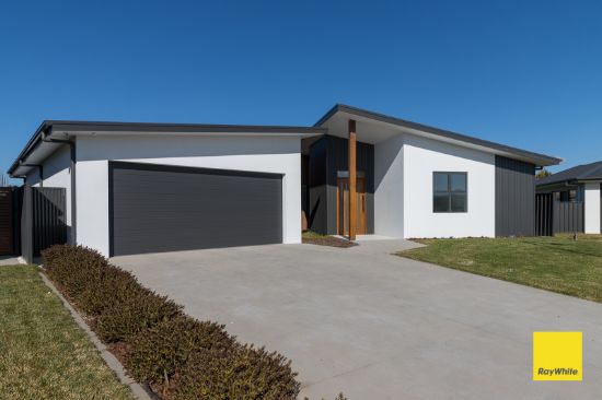 13 Ricketts Place, Bungendore, NSW 2621