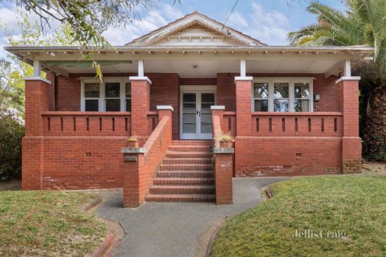 13 Rochester Road, Canterbury, Vic 3126