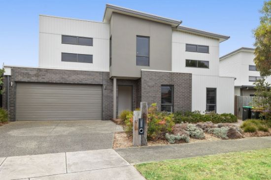 13 Scammell Crescent, Torquay, Vic 3228