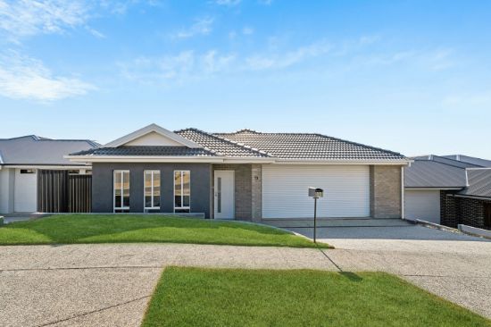 13 Vermont Road, Seaford Heights, SA 5169