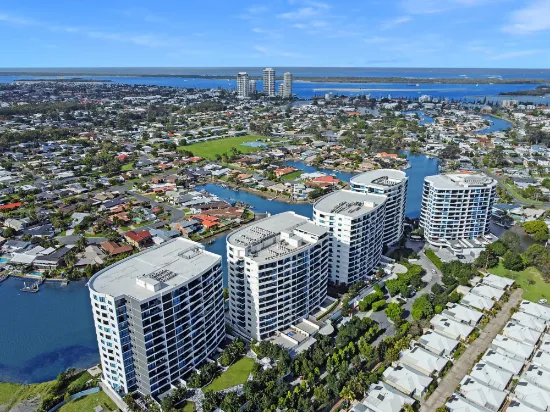 1302/5 Harbour Side Court, Biggera Waters, QLD, 4216