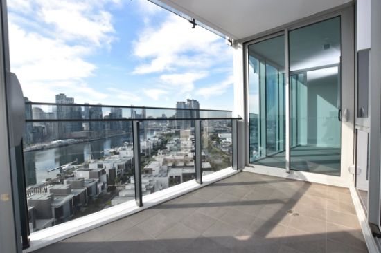 1305/81 South Wharf Drive, Docklands, Vic 3008