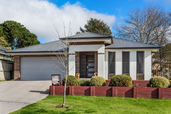 135 Darraby Drive, Moss Vale, NSW 2577