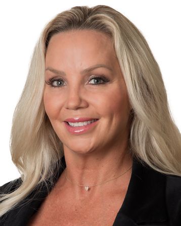 Tara Vasquez - Real Estate Agent