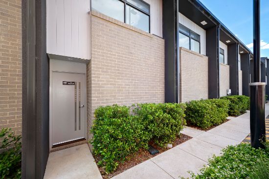 14/39 Woodberry Avenue, Coombs, ACT 2611