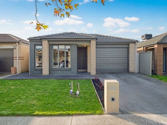 14 Beagle Street, Cranbourne East, Vic 3977