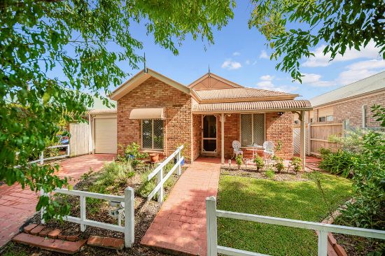14 Chesterton Crescent, Sippy Downs, Qld 4556