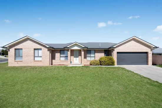 14 Coolabah Close, Kelso, NSW, 2795