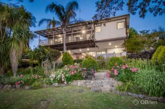 14 Griffiths Road, Upwey, Vic 3158